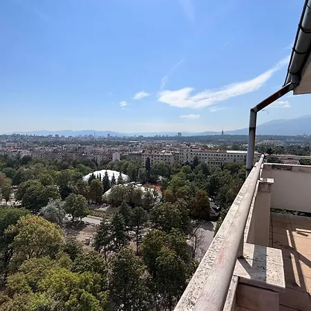 Zaimov Penthouse With Great View Apartmán